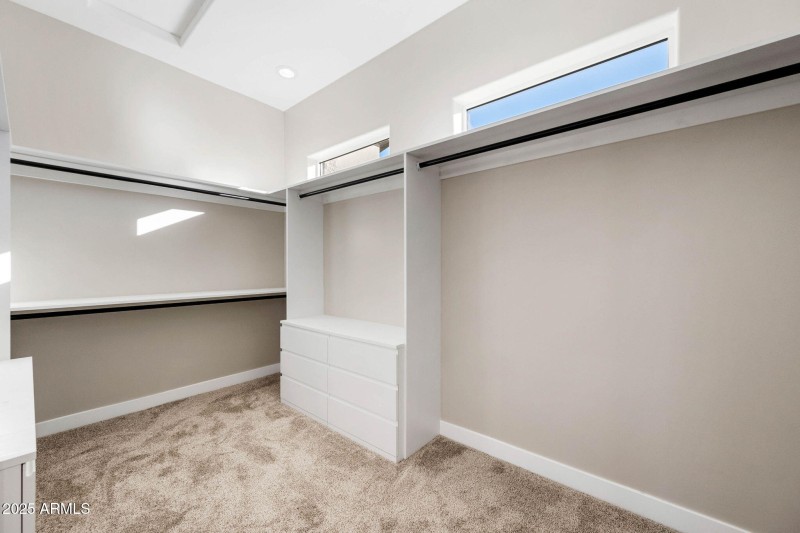 26-Primary Closet (2)