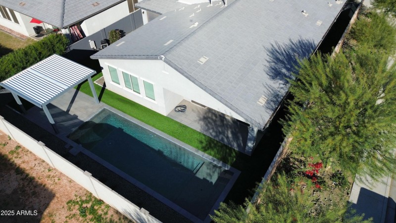 71174340-kIJUgIWB6gA