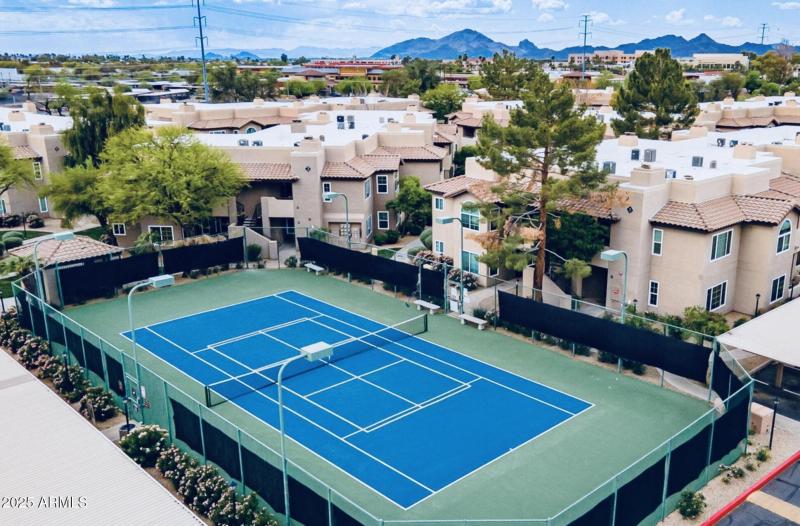 Pickleball & Tennis Court