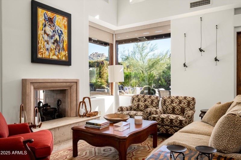 10-10072 E Blue Sky Dr-10