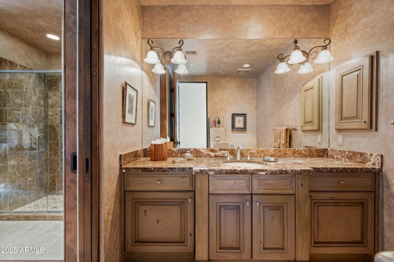 26-10072 E Blue Sky Dr-26