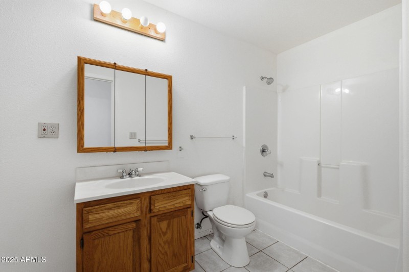 Bedroom 3 & Hall Bath