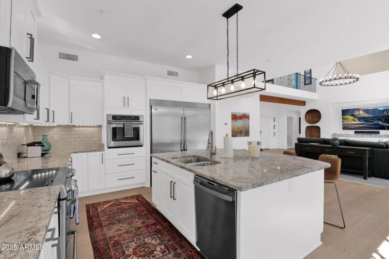 18-web-or-mls-P1404165