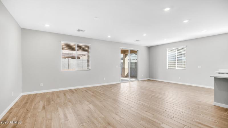 18372 W Villa Chula Ln (18)