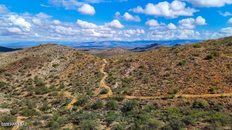 20251008080103385138000000-o