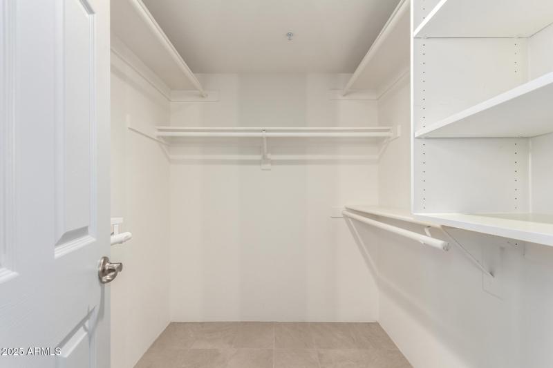 Large Primary Walk In Closet