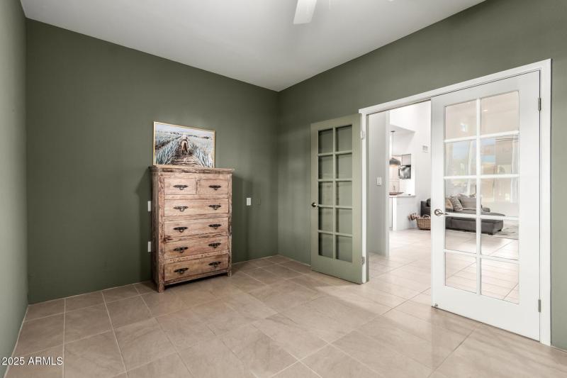 Flex Room/3rd Bedroom