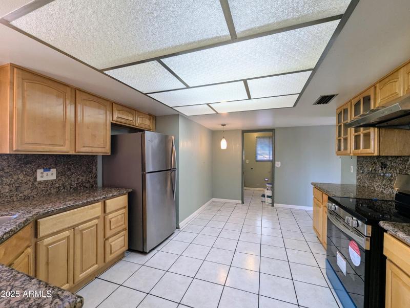 4019 W SAN MIGUEL AVE