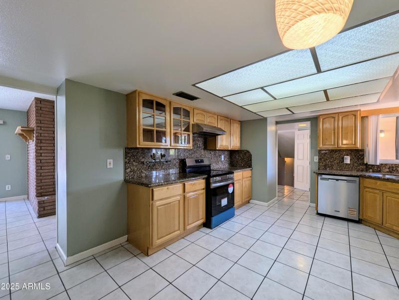 4019 W SAN MIGUEL AVE