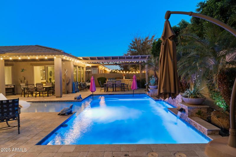 Entertainers Backyard