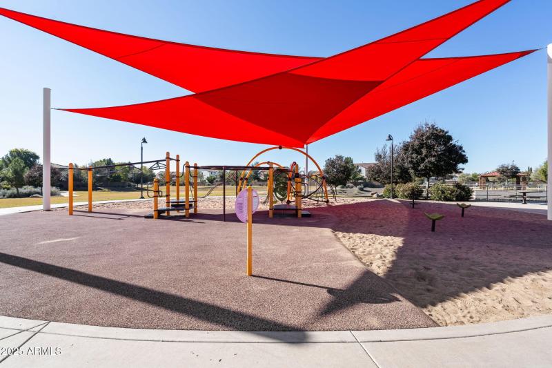 The Bridges Gilbert Community Amenities