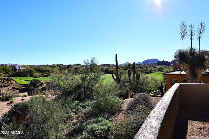 Patio-Golf Course View2