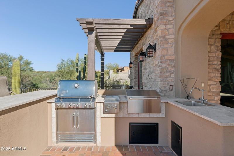 82-web-or-mls-10986-e-wildcat-hill-rd