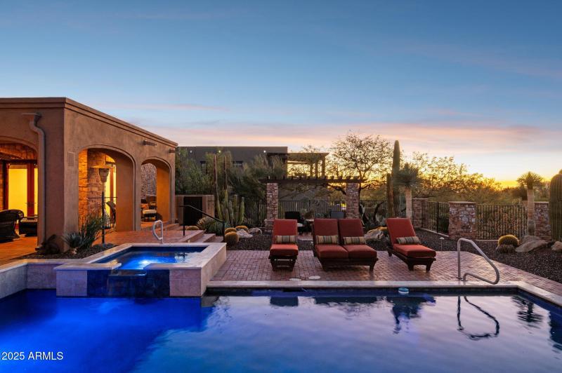 117-web-or-mls-10986-e-wildcat-hill-rd