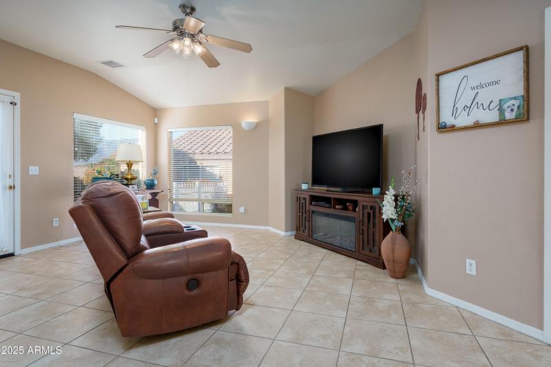 4993 E Catalina Ct Cornville AZ-15