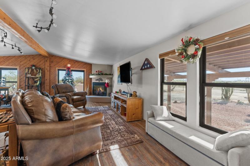 28-web-or-mls-DSC03629