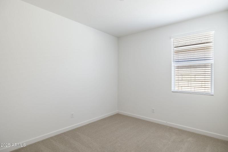 22-web-or-mls-17645-w-hatcher-rd-91-zanj