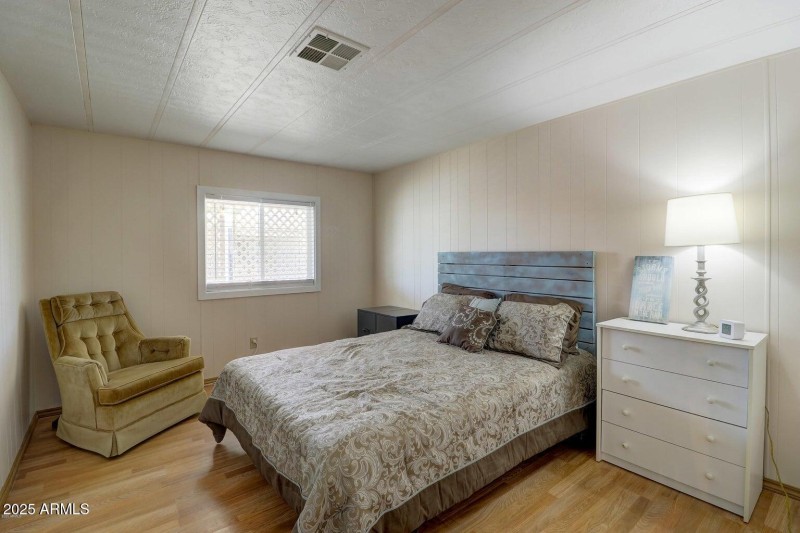 20200425170402455814000000-o