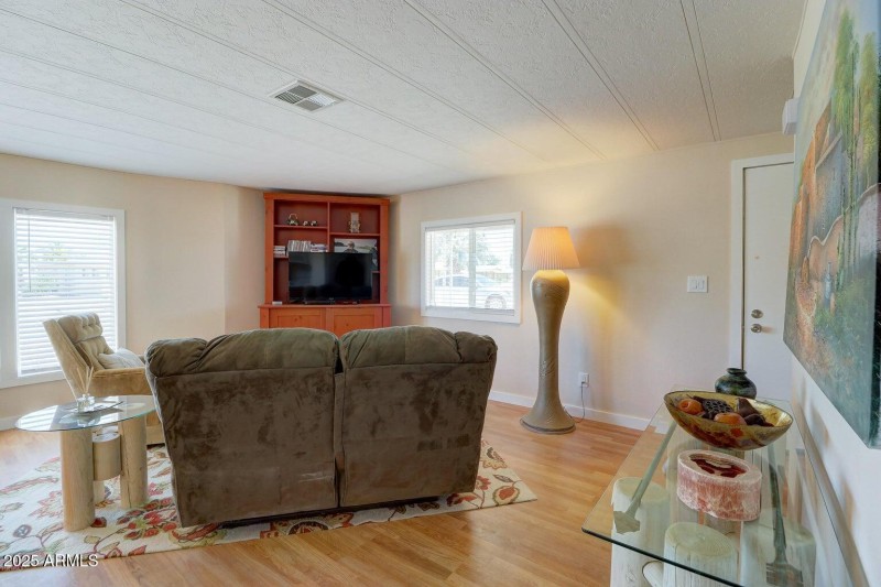 20200425170431032414000000-o