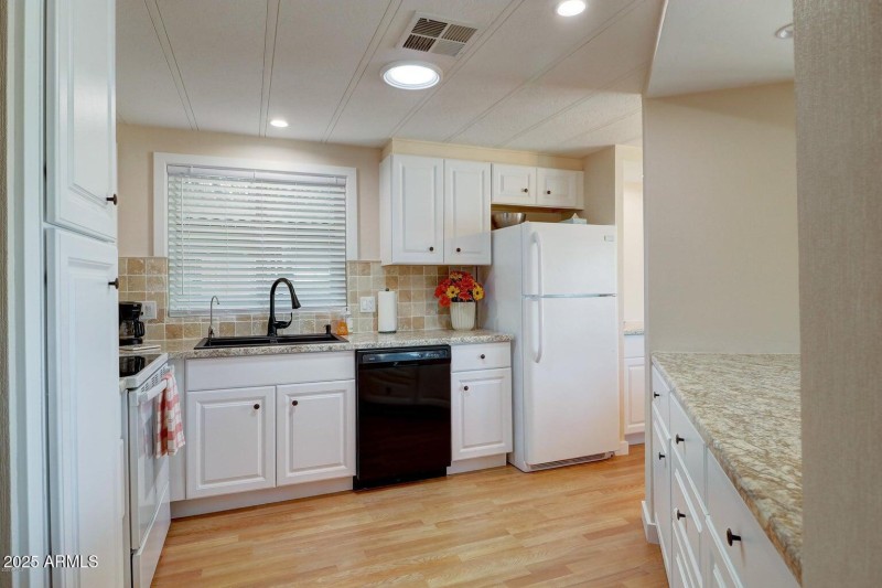 20200425170421517281000000-o