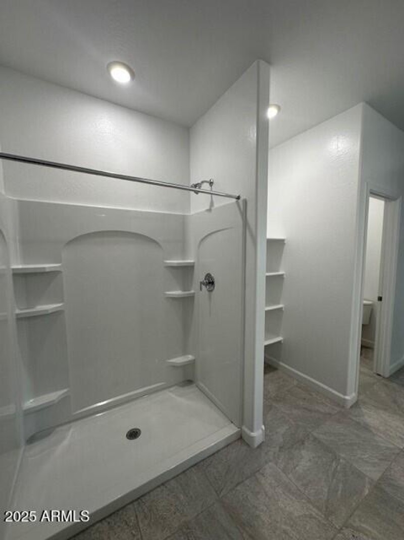 Lot 19 Primary Bathroom3