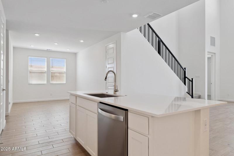 11-web-or-mls-17746-w-vogel-ave-lot-161-