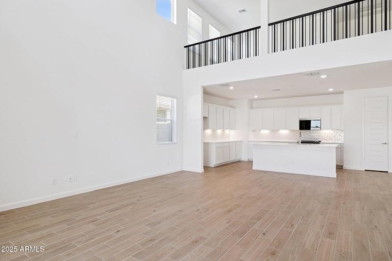 5-web-or-mls-17746-w-vogel-ave-lot-161-z