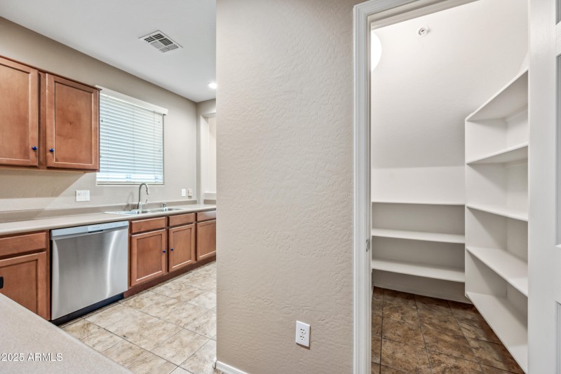 8-15240N142A1034-ocupix-M