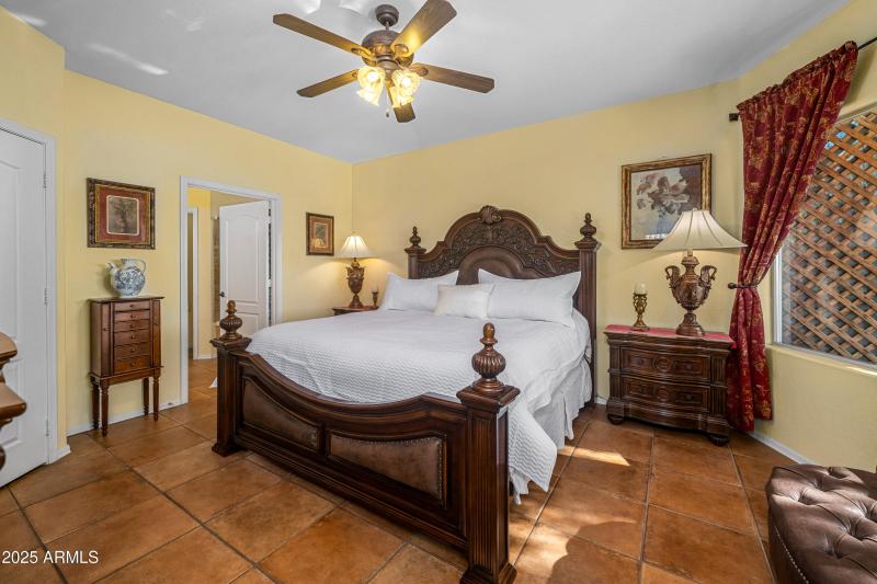 10725-Second-Water-25