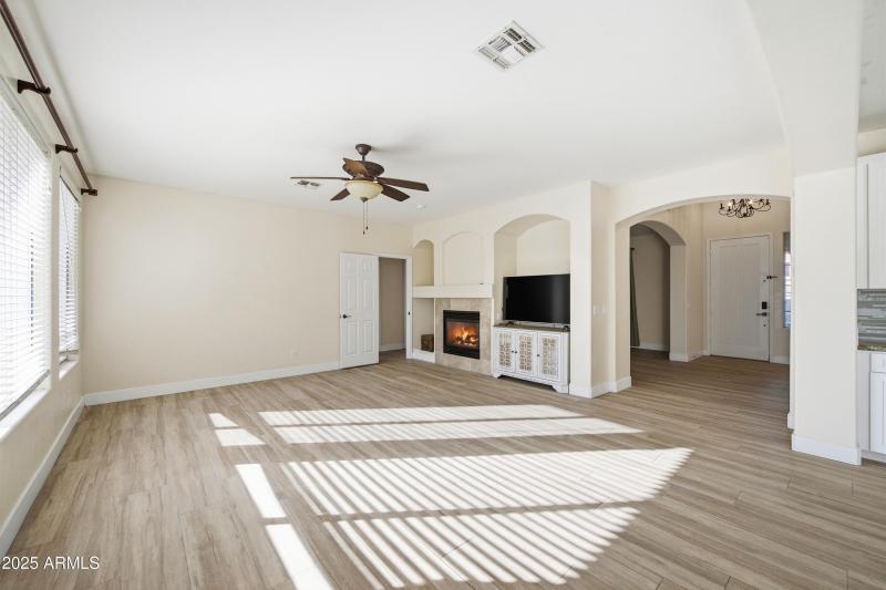 10_dsc_6812_with_fire