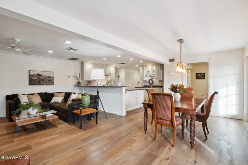 13-Family Room to Dining