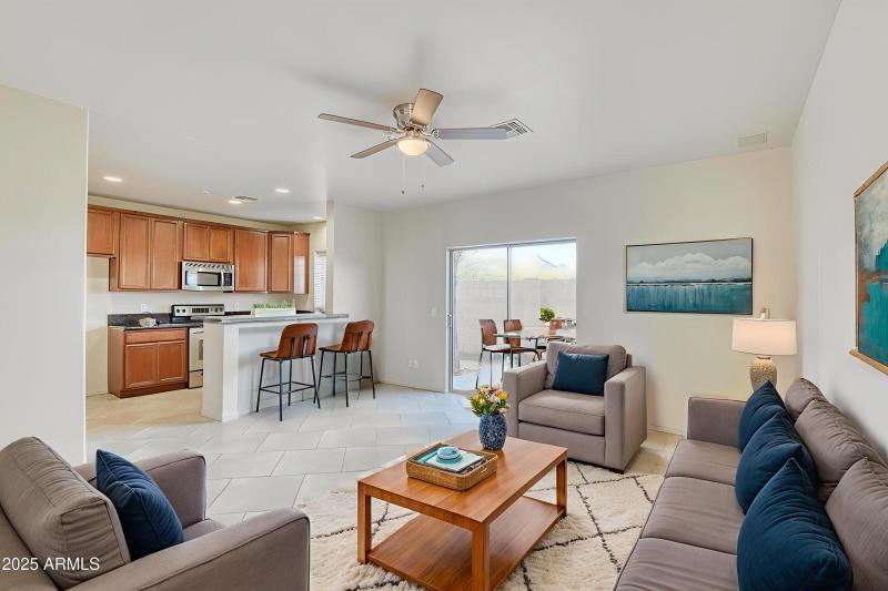 Living Room - Modern - 4