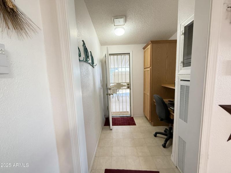 7B720A10-B7A1-4676-A4E5-2CC170350F92_1_2