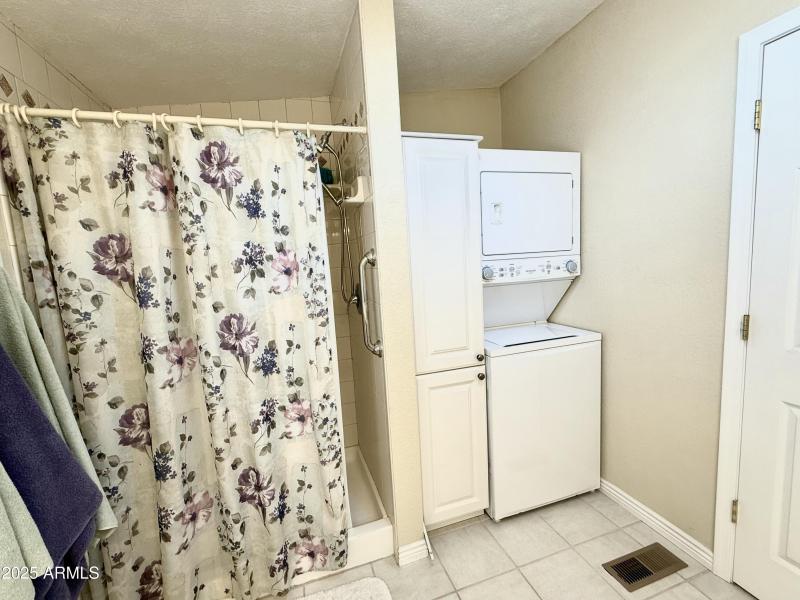 6F829A0E-07B3-4A75-8AE9-E6D38D84264D_1_2