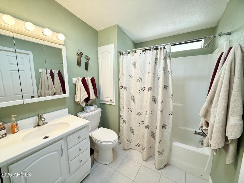 8BF556B3-E311-49BF-9065-2FC75DEAB899_1_2