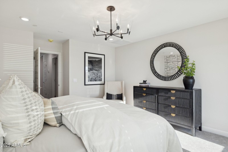 16-web-or-mls-32228-n-119th-ave