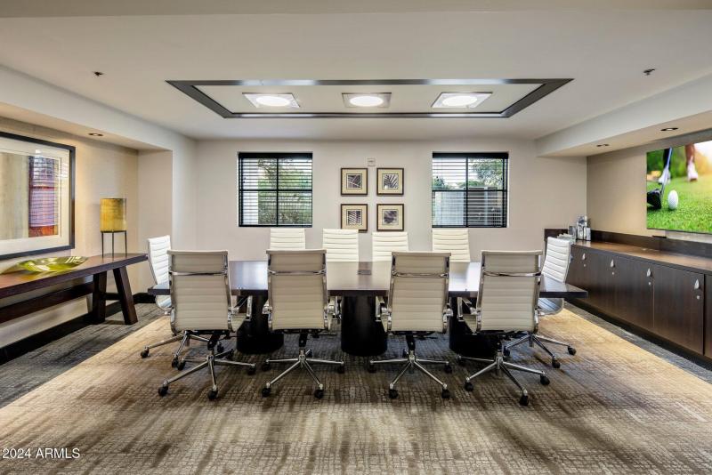 Confrerence room-golf photo