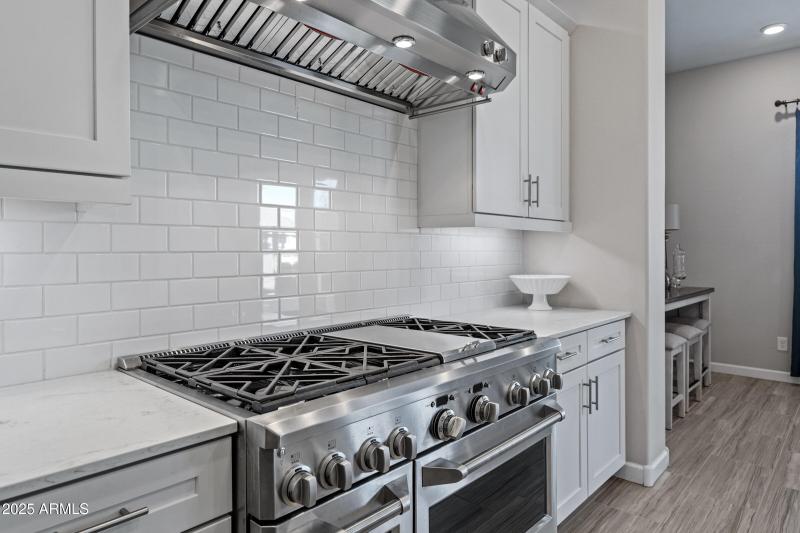 22342 E Pickett Ct-16