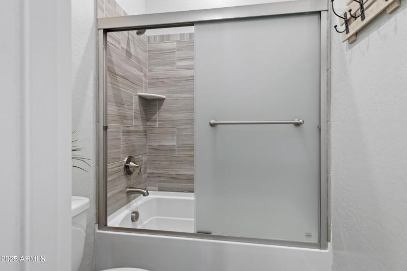 22342 E Pickett Ct-26