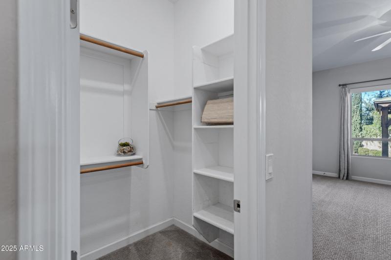 22342 E Pickett Ct-31