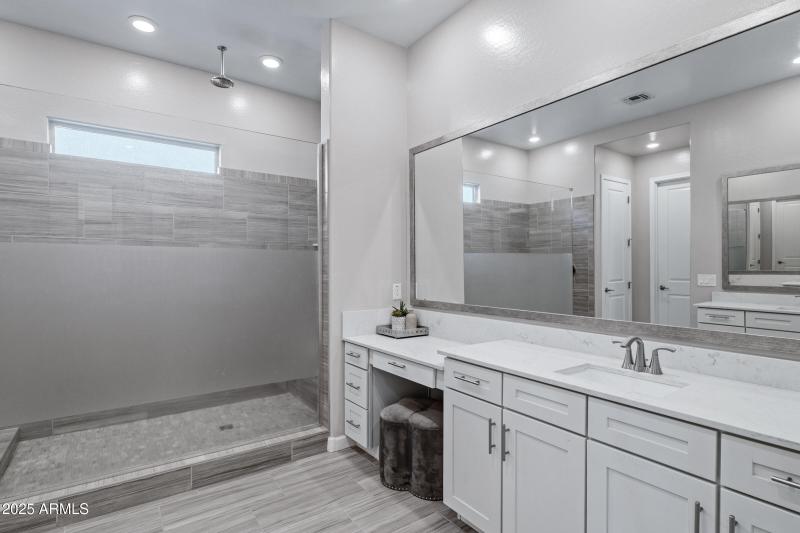 22342 E Pickett Ct-32