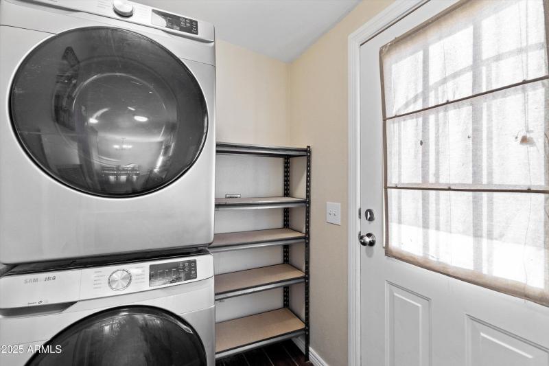 34-Laundry Room