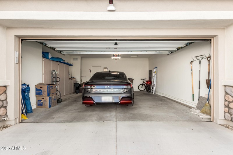 2-Car Garage