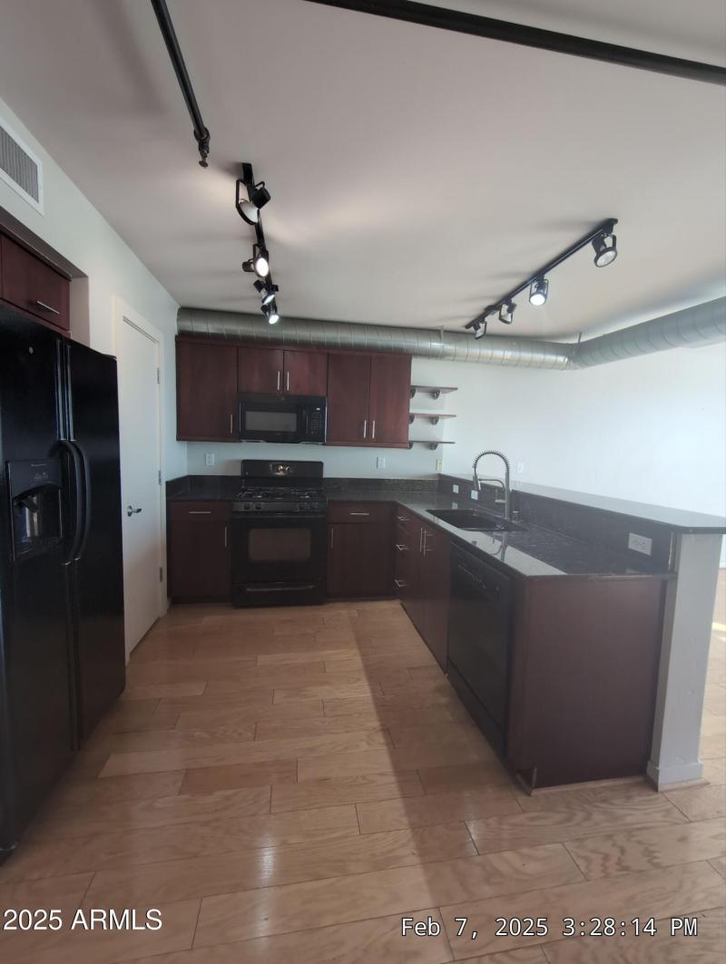 c0adb9df-40ee-4cf7-a7ba-0ae99a72ab3d