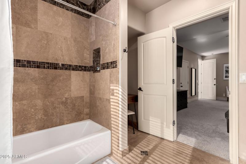 36 - Whispering Wind 5322