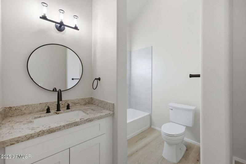 20251210205716880248000000-o