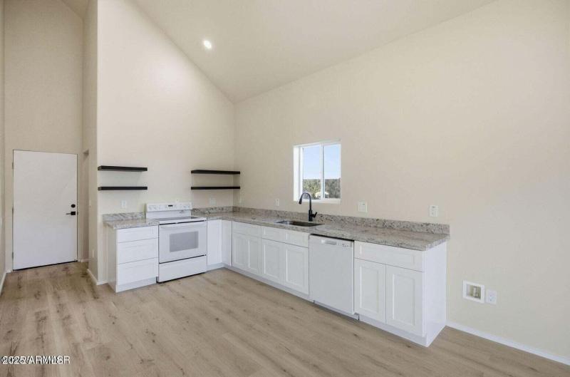 20251210205708843571000000-o