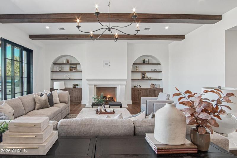 10-web-or-mls-N Echo Canyon Ln-S1412-010