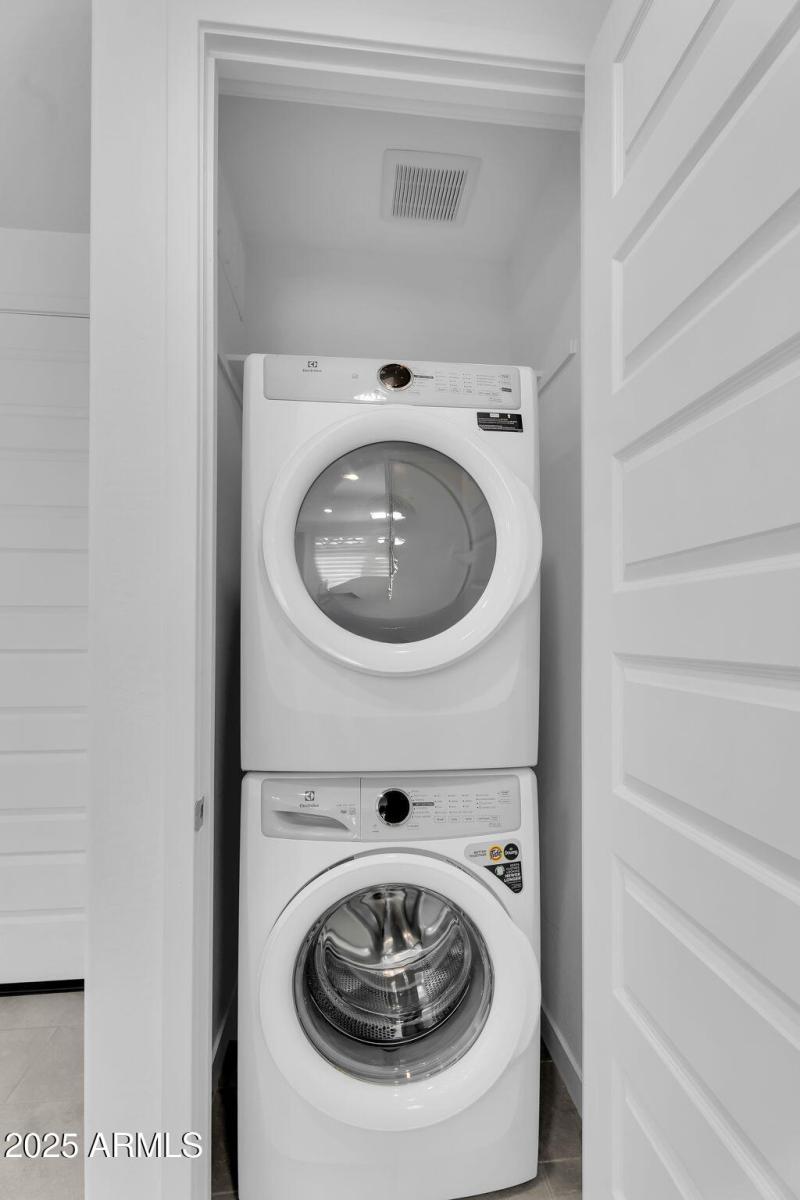 39-web-or-mls-Flower-39