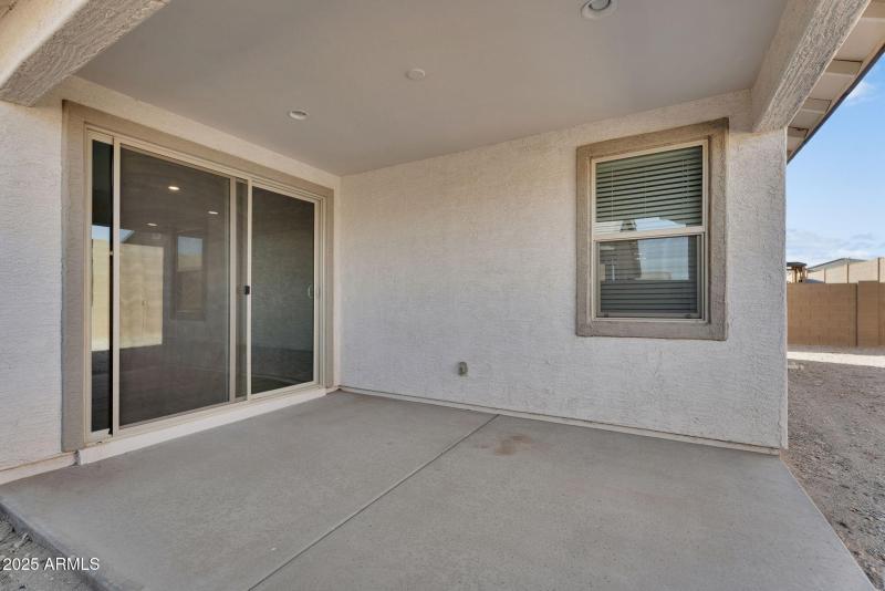 45-web-or-mls-Flower-40